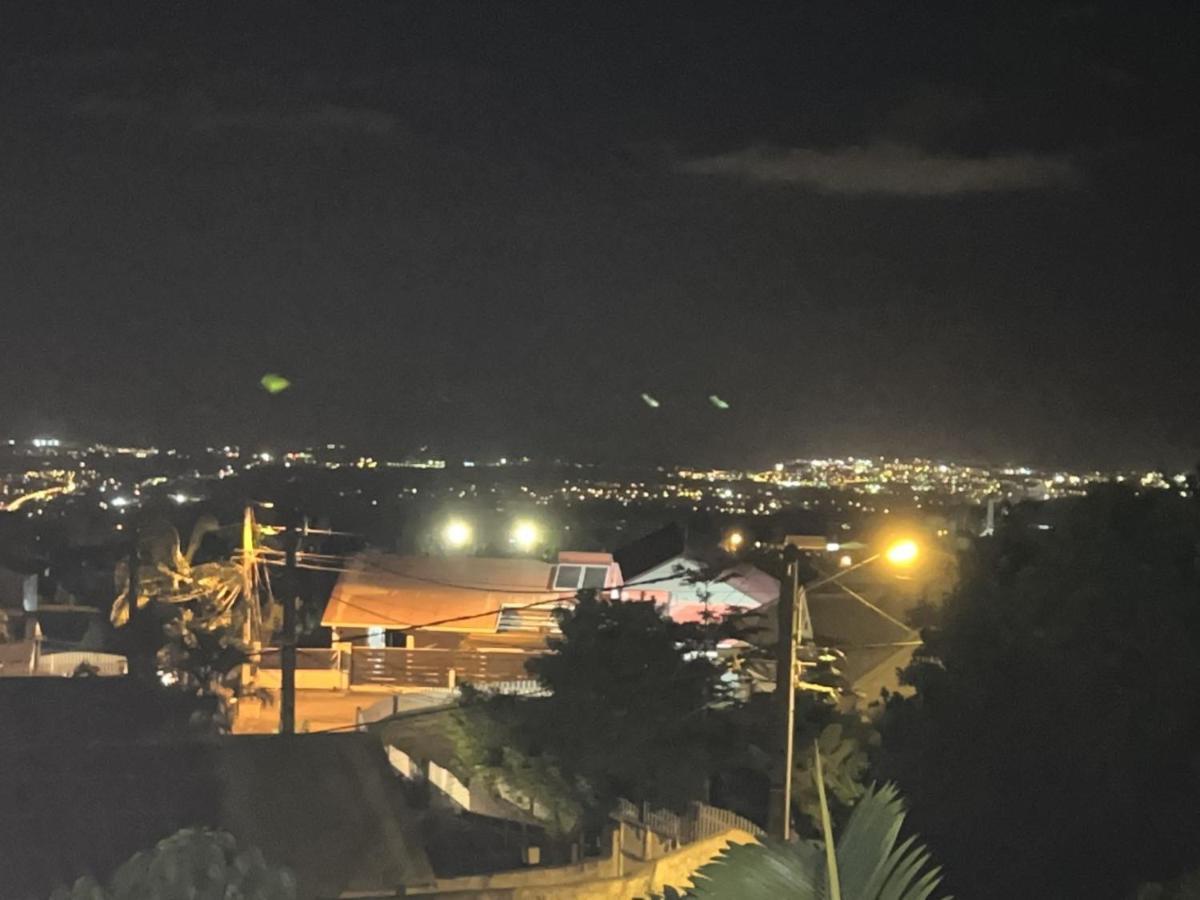 Villa, Lossy Le Tampon Exterior foto